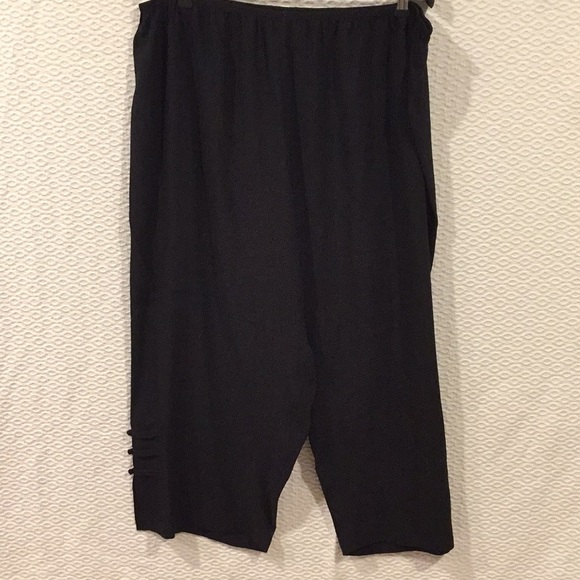 Citron Pants - Citron NWOT 100% Silk Black Ankle Length Pants 3x